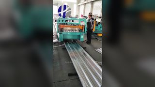 686 Precyzyjna maszyna do formowania rolek trapezowych